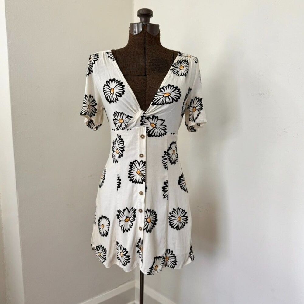 Urban Outfitters Bettie Daisy Print Twist Front Mini Dress Linen Blend Sz Small